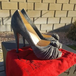 Louboutin Lady Gres Gray Suede Platform Pumps
